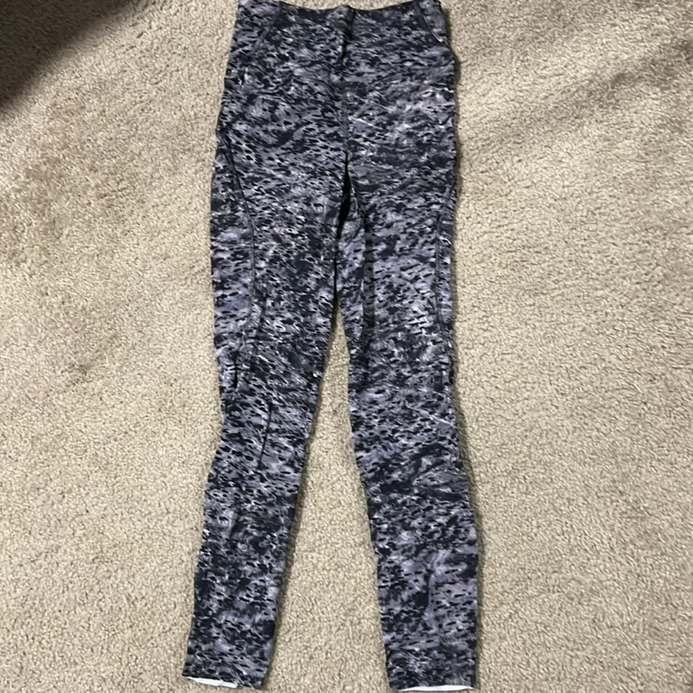 Base Pace High-Rise Tight 25”